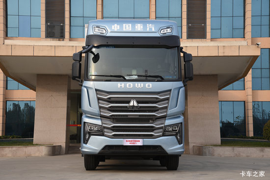 �������� HOWO TS7 350���� 6X2 ���� AMT�Զ��� 9.55����س�