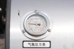 东风商用车 天锦KR PLUS 280马力 4X2 6.8米LNG厢式载货车
