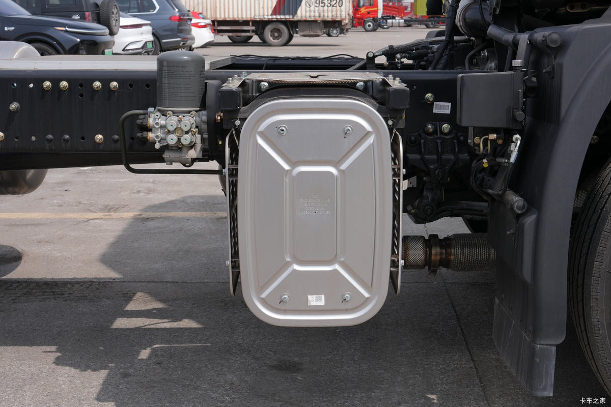ó KR PLUS 280 4X2 6.8LNGʽػ                                                