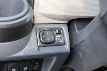 �����������·������ 2.5L���� 180���� ��ʿ��8�� 4.17�׵�����ʽ�ῨͼƬ