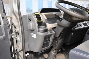 �����������·������ 2.5L���� 180���� ��ʿ��8�� 4.17�׵�����ʽ�ῨͼƬ