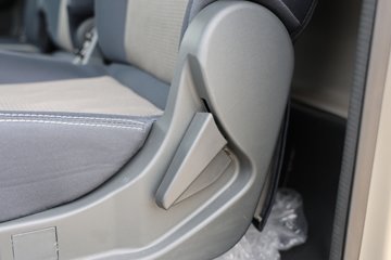 �����������·������ 2.5L���� 180���� ��ʿ��8�� 4.17�׵�����ʽ�ῨͼƬ