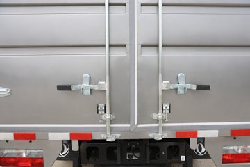 �����������·������ 2.5L���� 180���� ��ʿ��8�� 4.17�׵�����ʽ�ῨͼƬ