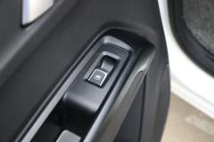 江铃 宝典 2025款 2.5T柴油 160马力 自动两驱 标轴双排皮卡