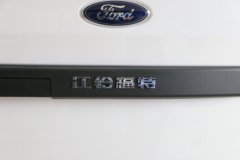 江铃汽车 全顺T8 2024款 多功能版 174马力 2.3T柴油 6座 短轴中顶轻客