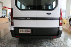 江铃汽车 全顺T8 2024款 多功能版 174马力 2.3T柴油 6座 短轴中顶轻客