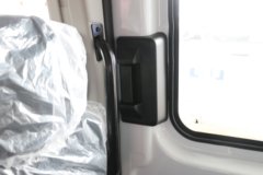 江铃汽车 全顺T8 2024款 多功能版 174马力 2.3T柴油 6座 短轴中顶轻客