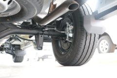 江铃汽车 全顺T8 2024款 多功能版 174马力 2.3T柴油 6座 短轴中顶轻客