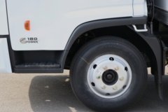 东风多利卡康路威宽体 195马力 4X2 4.2米冷藏车