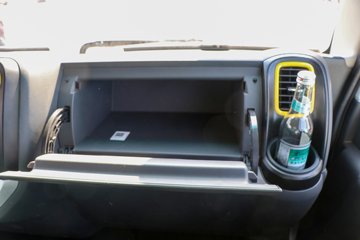 �����������·������ 195���� 4X2 4.2����س�ͼƬ