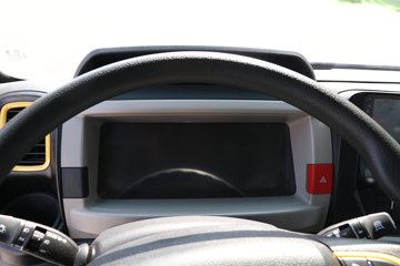 �����������·������ 195���� 4X2 4.2����س�ͼƬ