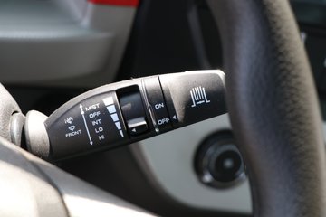 �����������·������ 195���� 4X2 4.2����س�ͼƬ