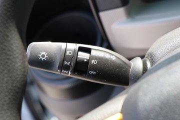 �����������·������ 195���� 4X2 4.2����س�ͼƬ