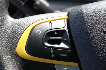 �����������·������ 195���� 4X2 4.2����س�ͼƬ