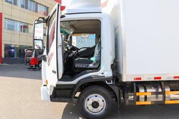 �����������·������ 195���� 4X2 4.2����س�ͼƬ