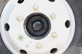 康陆威&nbsp;冷藏车底盘图片