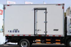 东风多利卡康路威宽体 195马力 4X2 4.2米冷藏车