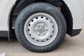 EC75&nbsp;电动封闭厢货底盘图片