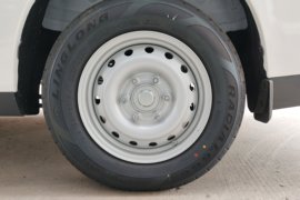 EC75&nbsp;电动封闭厢货底盘图片