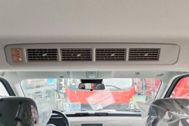 EC75&nbsp;电动封闭厢货货厢图片