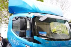 飞碟EW7 MAX版 4.18米单排纯电动仓栅式轻卡 宁德时代140.41kWh