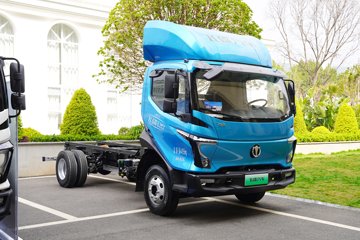 飞碟EW7 MAX版 4.18米单排纯电动仓栅式轻卡 宁德时代140.41kWh
