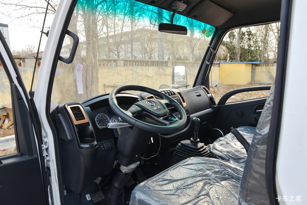 疯狂促销，直降7.28万！杭州市小霸王W15载货车系列优惠价