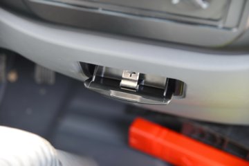 ��������GK3 2L���� 102���� 4X2 ������5�� 2.65�׵�����ж��ͼƬ