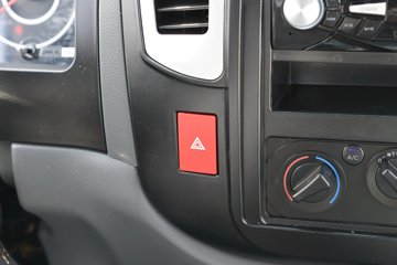 ��������GK3 2L���� 102���� 4X2 ������5�� 2.65�׵�����ж��ͼƬ