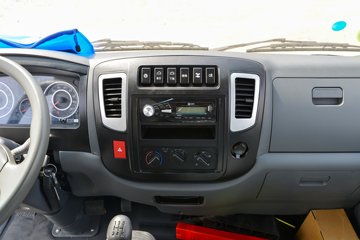 ��������GK3 2L���� 102���� 4X2 ������5�� 2.65�׵�����ж��ͼƬ