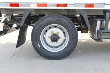 ��������GK3 2L���� 102���� 4X2 ������5�� 2.65�׵�����ж��ͼƬ