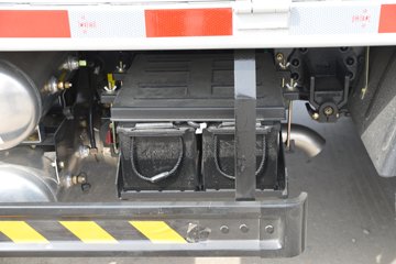 ��������GK3 2L���� 102���� 4X2 ������5�� 2.65�׵�����ж��ͼƬ