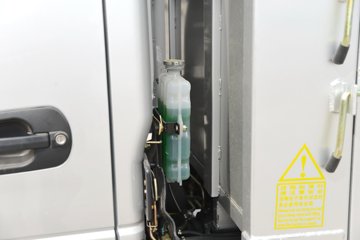 ��������GK3 2L���� 102���� 4X2 ������5�� 2.65�׵�����ж��ͼƬ