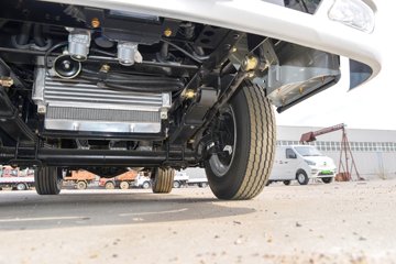 ��������GK3 2L���� 102���� 4X2 ������5�� 2.65�׵�����ж��ͼƬ