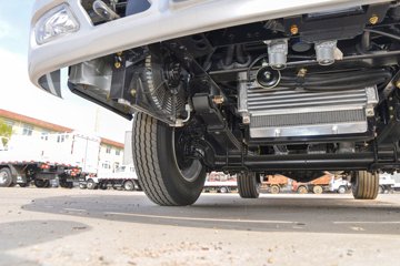 ��������GK3 2L���� 102���� 4X2 ������5�� 2.65�׵�����ж��ͼƬ