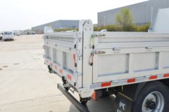 凯马汽车GK3 2L柴油 102马力 4X2 万里扬5档 2.65米单排自卸车