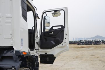 �������ó��������KR 7L���� 330���� 8X4 6.7���Ű������ػ���ͼƬ