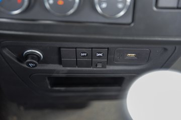 �������ó��������KR 7L���� 330���� 8X4 6.7���Ű������ػ���ͼƬ