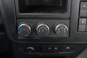 �������ó��������KR 7L���� 330���� 8X4 6.7���Ű������ػ���ͼƬ