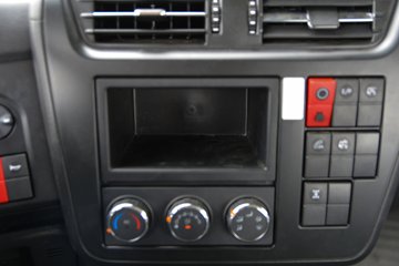 �������ó��������KR 7L���� 330���� 8X4 6.7���Ű������ػ���ͼƬ