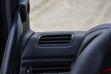 �������ó��������KR 7L���� 330���� 8X4 6.7���Ű������ػ���ͼƬ