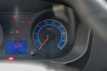 ����;�� T3 1.3L 91���� 3.05�׵�����ʽС��(��̥)(���յ�)ͼƬ