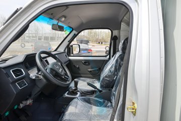 ����;�� T3 1.3L 91���� 3.05�׵�����ʽС��(��̥)(���յ�)ͼƬ