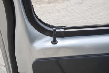 ����;�� T3 1.3L 91���� 3.05�׵�����ʽС��(��̥)(���յ�)ͼƬ