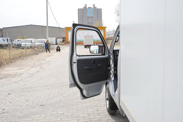 ����;�� T3 1.3L 91���� 3.05�׵�����ʽС��(��̥)(���յ�)ͼƬ