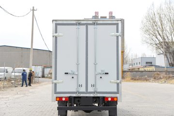 ����;�� T3 1.3L 91���� 3.05�׵�����ʽС��(��̥)(���յ�)ͼƬ