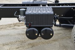 东风商用车 350马力 8X4 天龙KL电源车