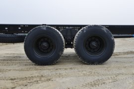 东风天龙KL&nbsp;电源车底盘图片