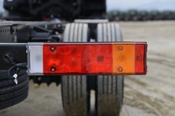 �������ó� ���KR PLUS ���ʰ� 300���� 4X2 6.8�ײ�դʽ�ػ���(�߶�����)ͼƬ