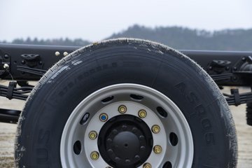 �������ó� ���KR PLUS ���ʰ� 300���� 4X2 6.8�ײ�դʽ�ػ���(�߶�����)ͼƬ